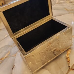 Alternative view of Box02