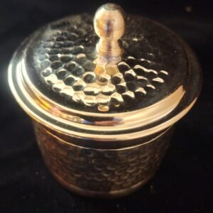 Alternative view of copper candle holder-01
