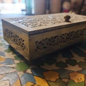 Alternative view of Box - 06