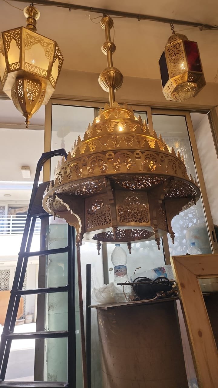 Luster – 07 – Image 2